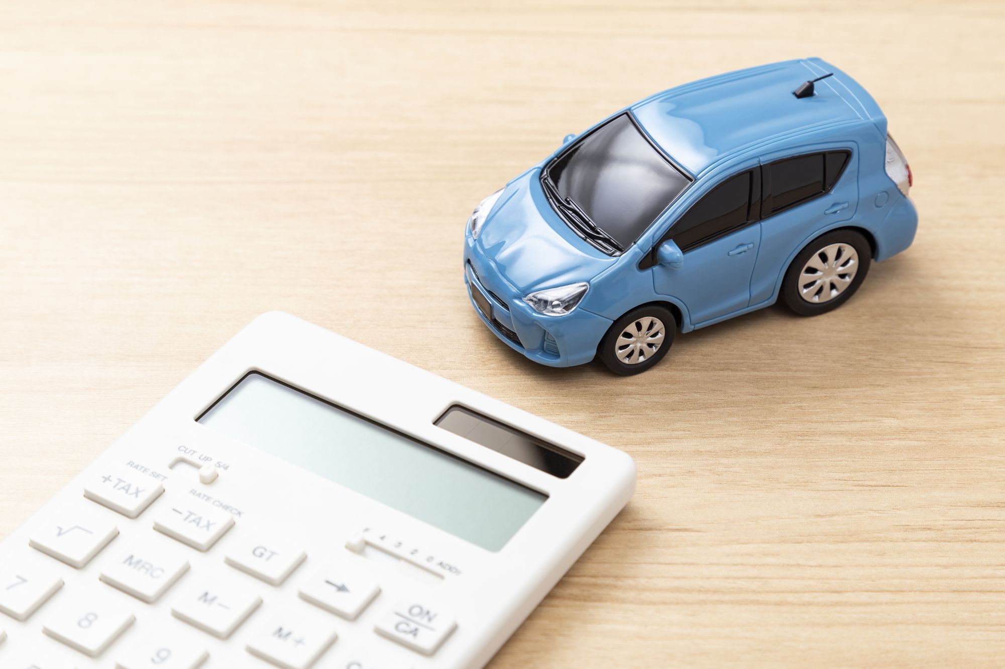 債務整理をすると車のローンはどうなる?任意整理中でも通る?
