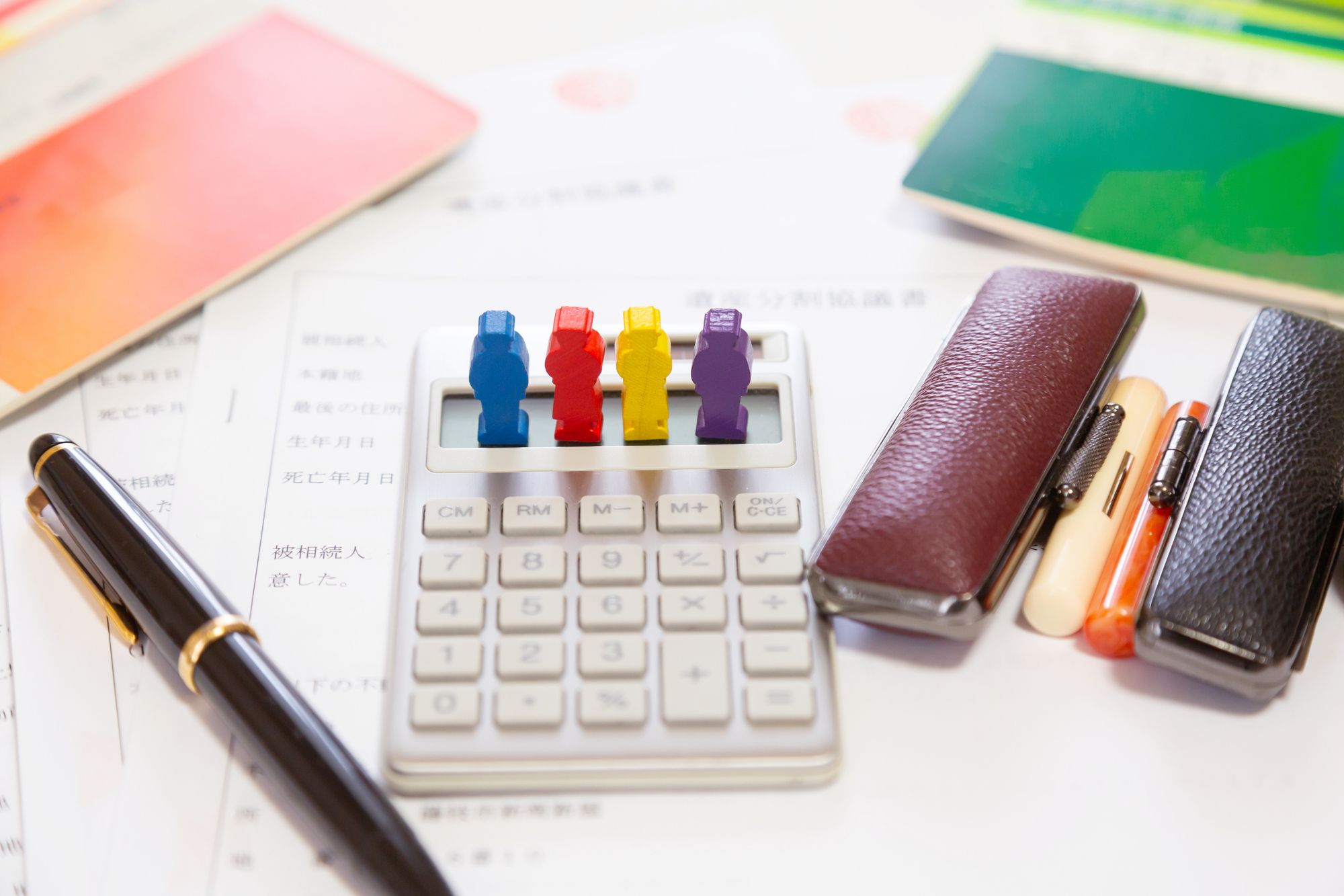 親の借金は子供に返済義務や責任がある?肩代わりを回避するための方法を解説