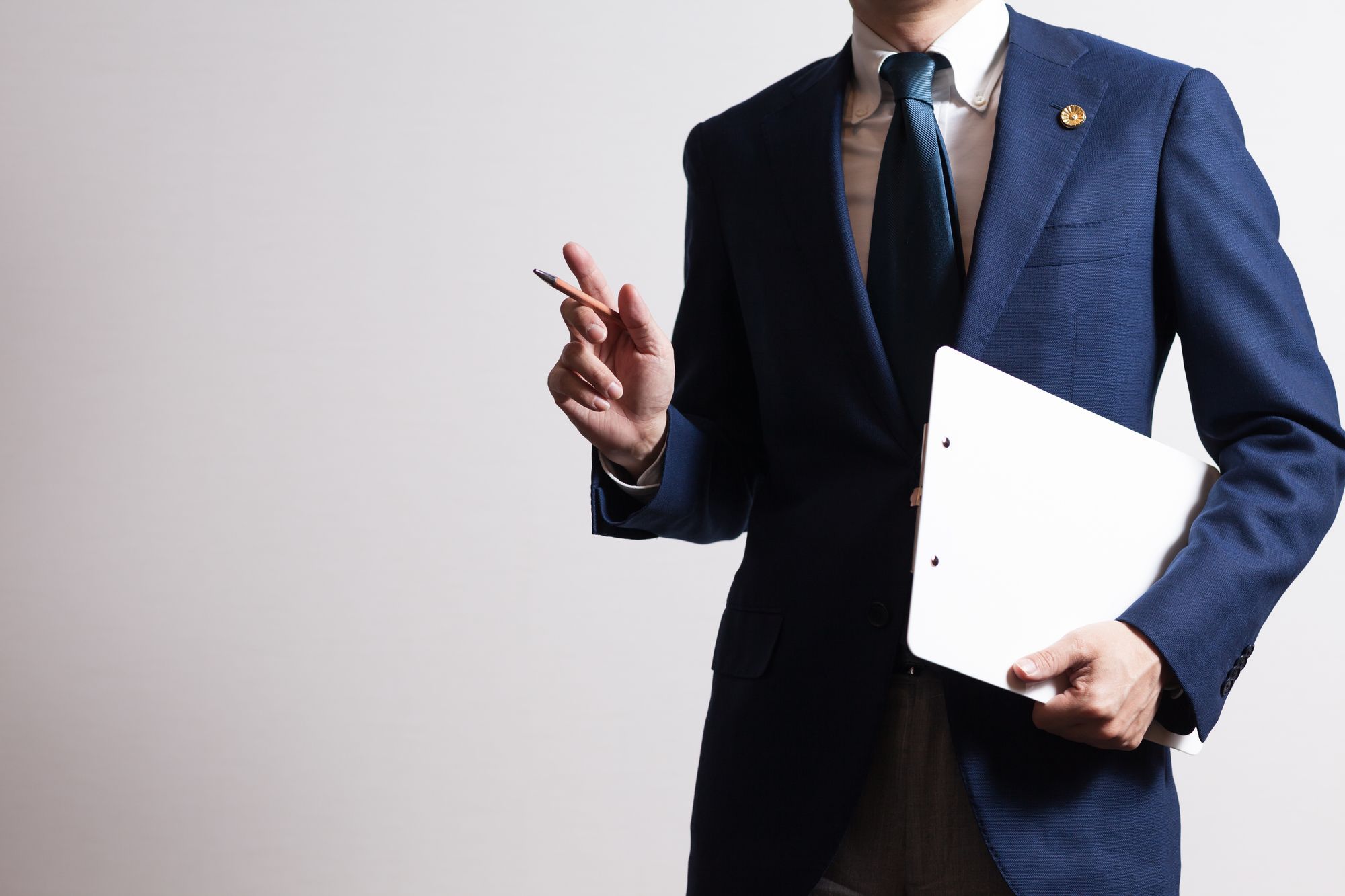 自己破産で官報に載るタイミングと理由とは?リストへの掲載期間も解説