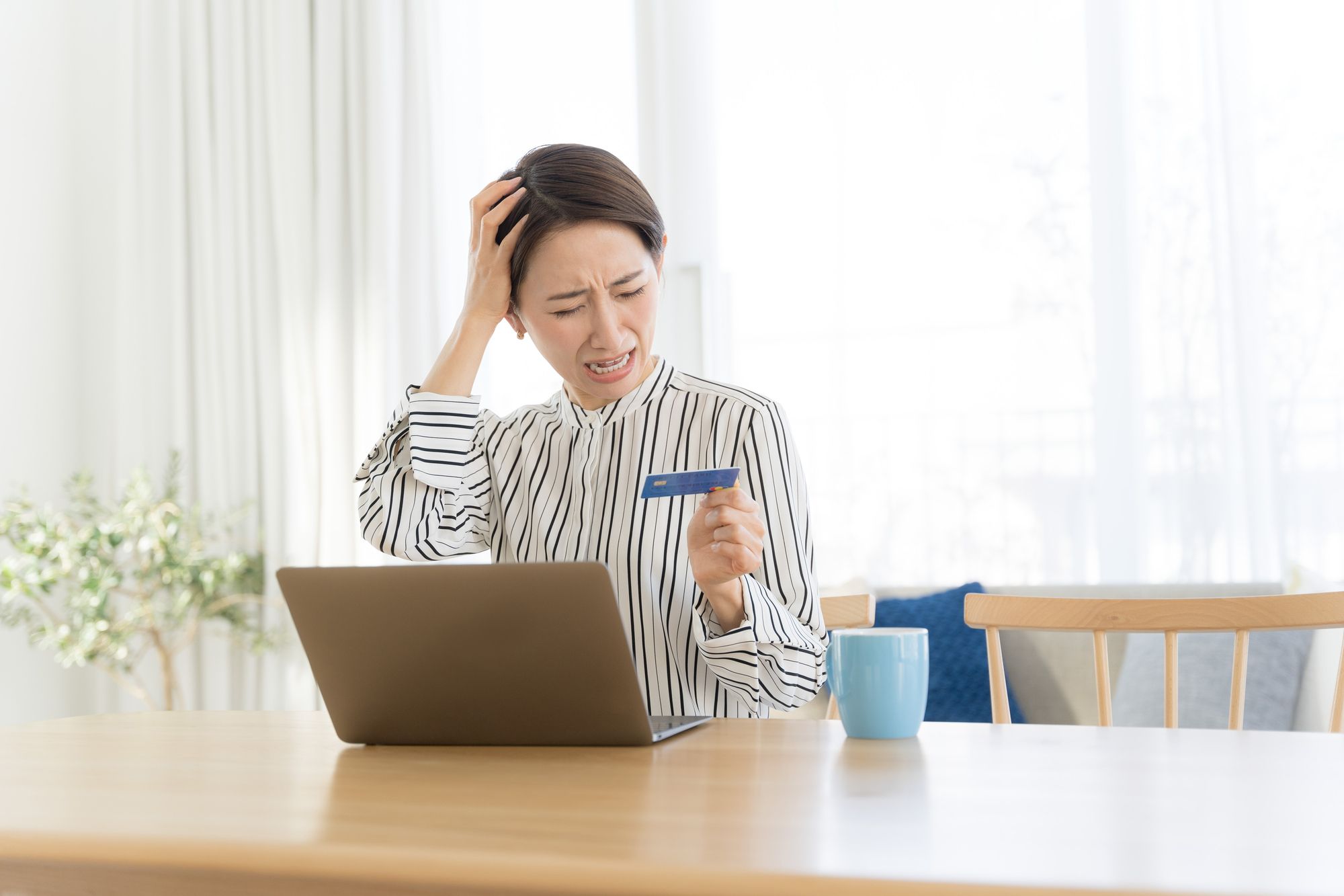 任意整理でのブラックリストは何年で消える?期間はいつから5年?